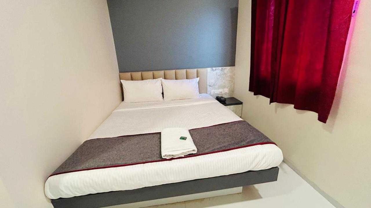 Oyo Hotel Elite Chandrapur Bagian luar foto
